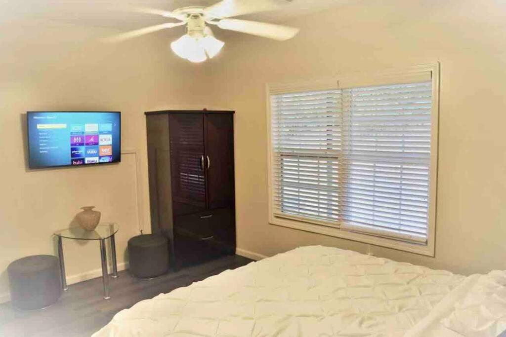 New Modern House?a Mins To Hwy I-85, 316 Hébergement de vacances *