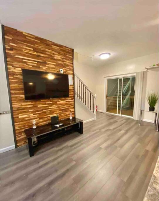 New Modern House?a Mins To Hwy I-85, 316 Hébergement de vacances Lawrenceville